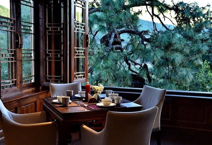 فندق Songtsam Tacheng Lodge