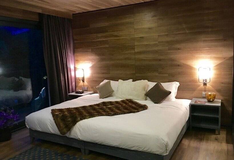 فندق Songtsam Tacheng Lodge