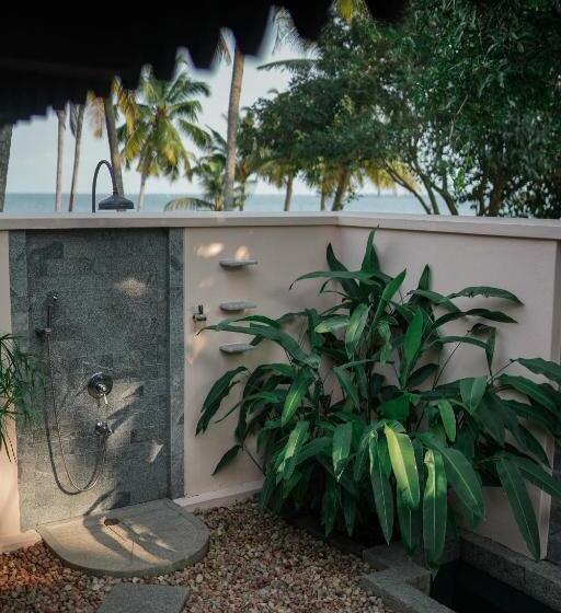 酒店 Vismaya Lake Heritage