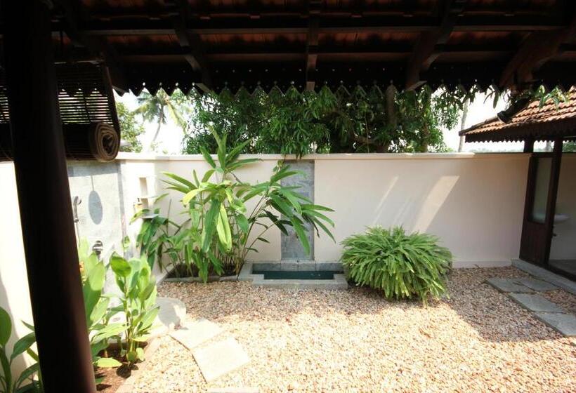 酒店 Vismaya Lake Heritage