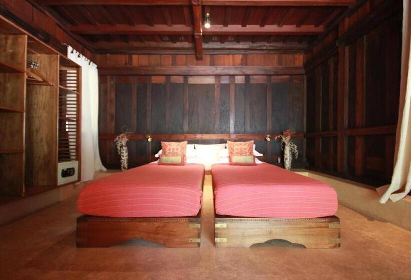 酒店 Vismaya Lake Heritage