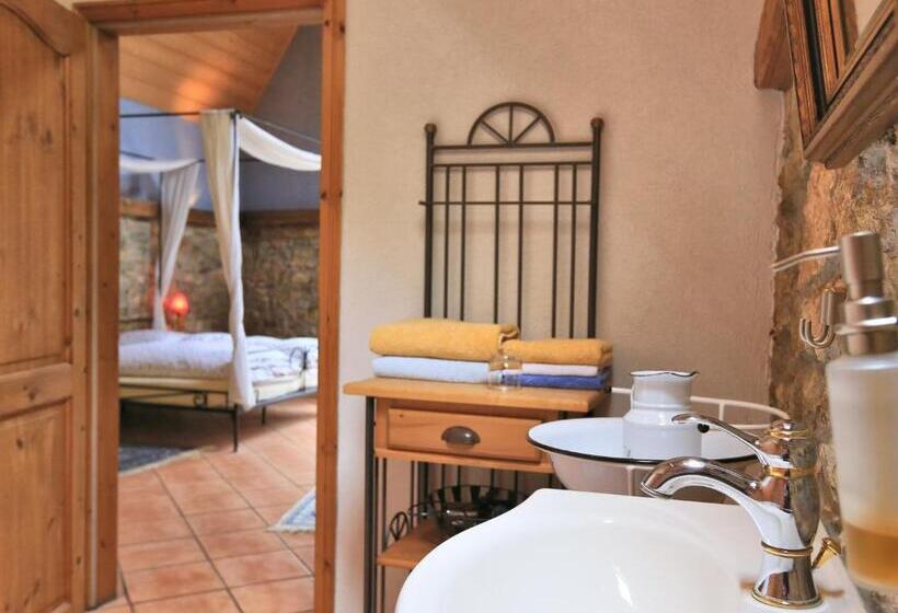 Отель Weingewolbe