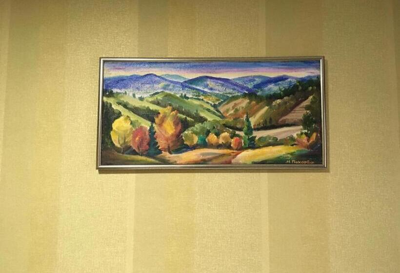 Pension (Hôtel basse catégorie) гостевой дом юран