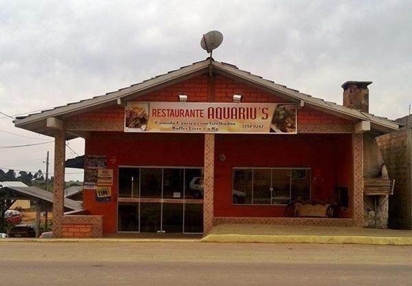 פנסיון Aquariu's Pousada E Restaurante