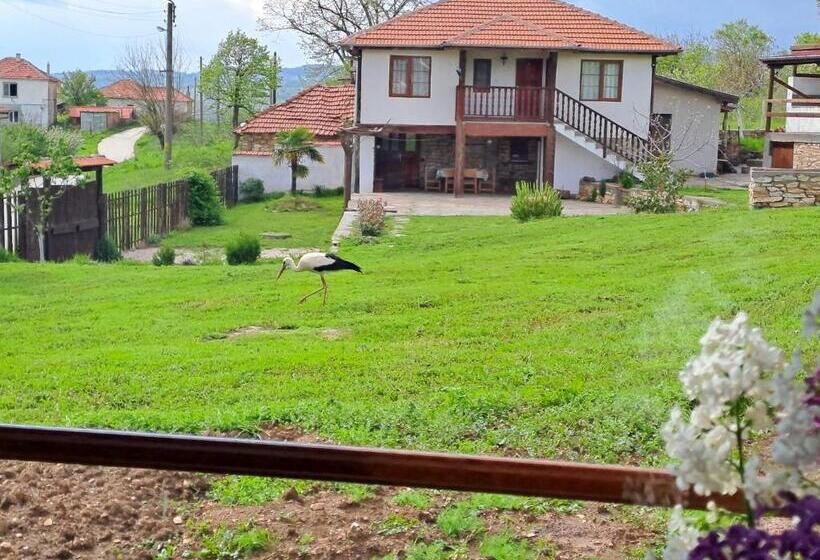 بنسيون Casa Lambuh