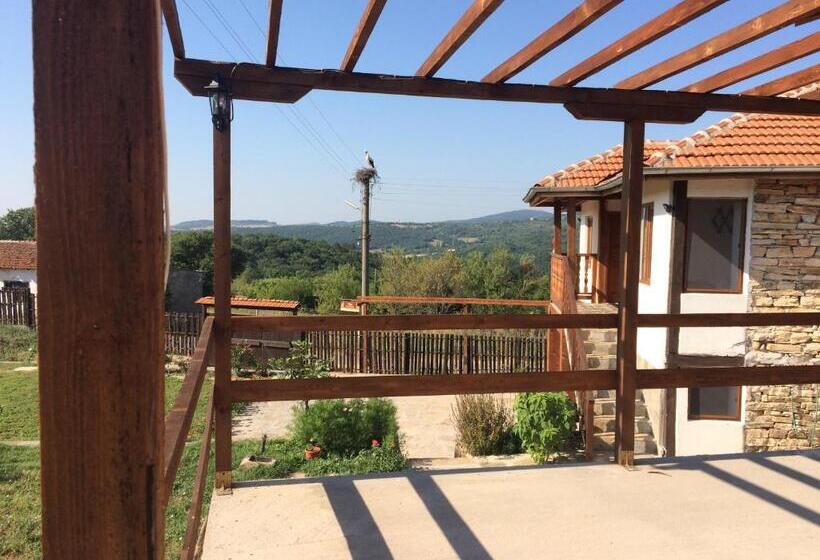 بنسيون Casa Lambuh