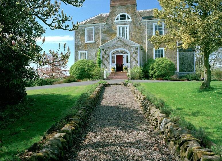 بنسيون Chipperkyle Country House B&b