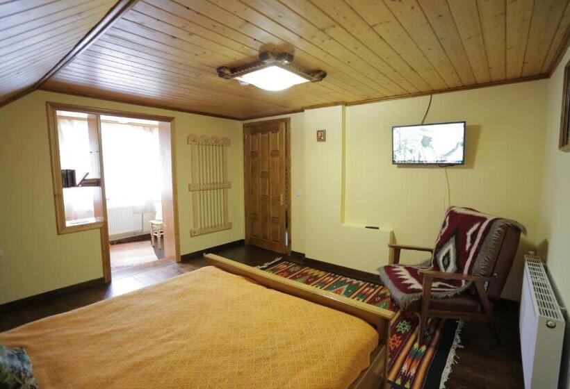 بنسيون Fazenda Kosiv