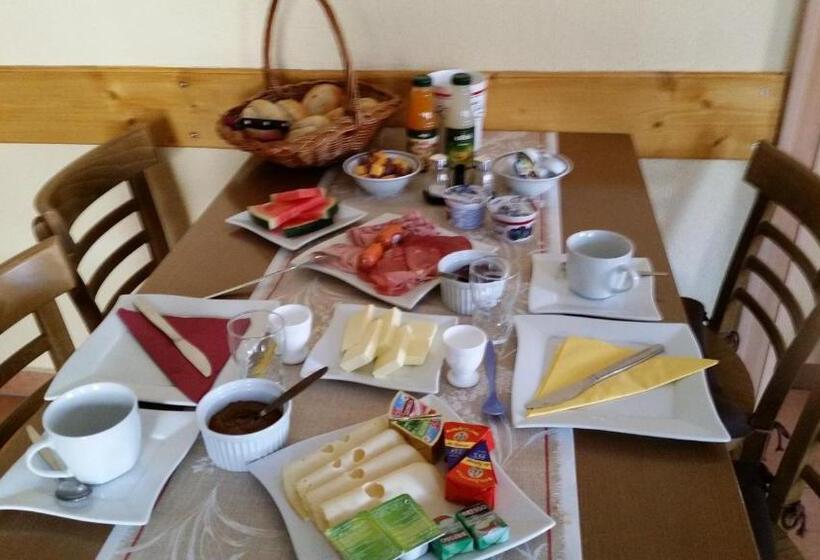 Пансион Gasthaus ,,zum Schwarzen Bär