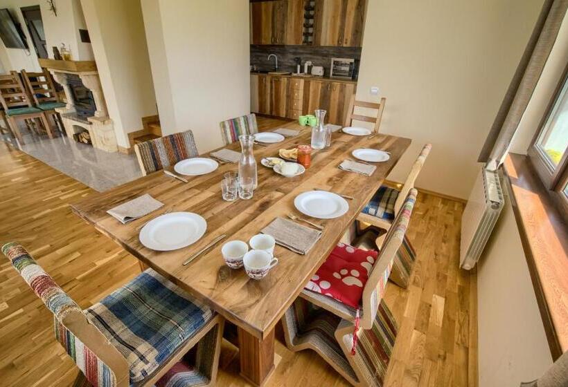 פנסיון Guest House Villa Bozhenitsa