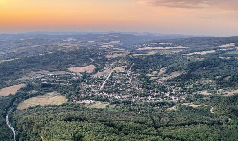 פנסיון Guest House Villa Bozhenitsa