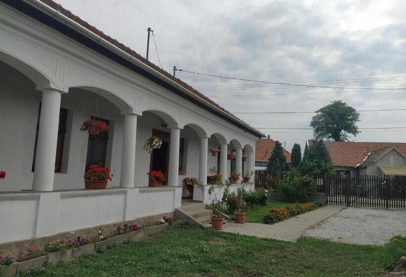 Пансион Heni Vendégháza