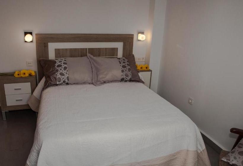 پانسیون Hostal Soledao