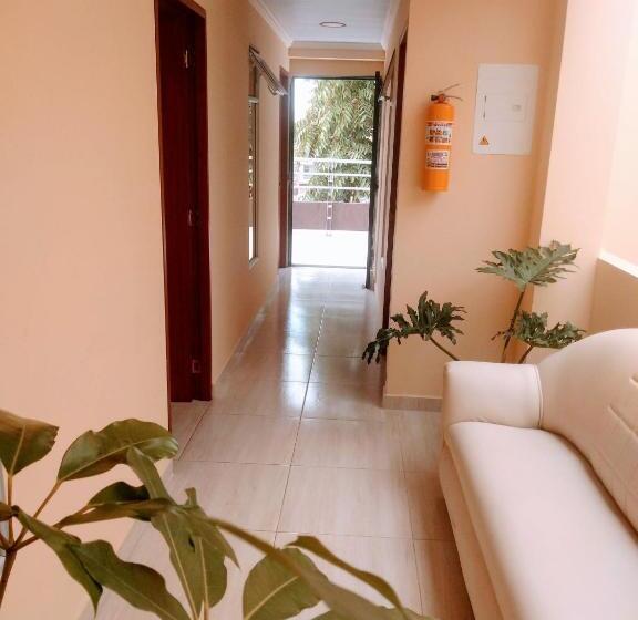 بنسيون Hostal Viyaje