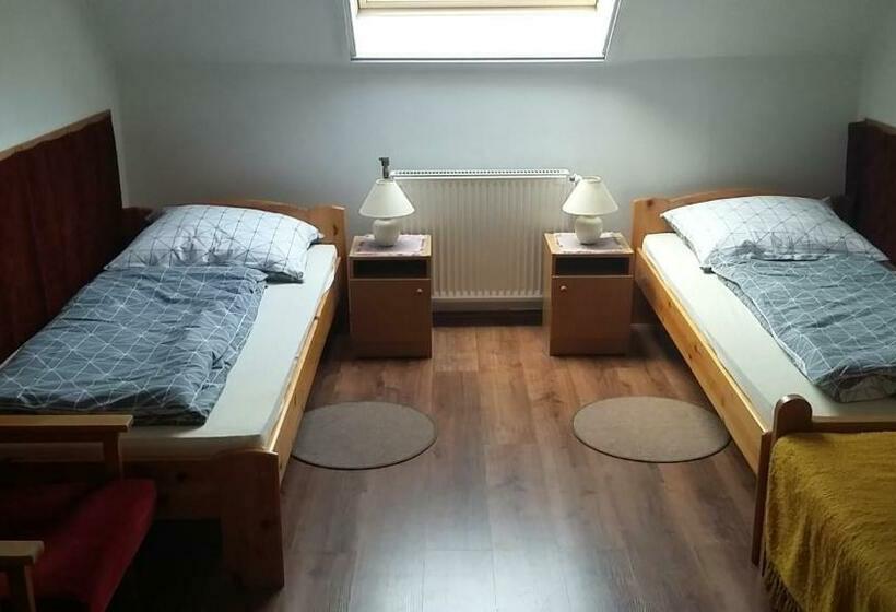 膳宿费 Hétházpuszta Erdészlak