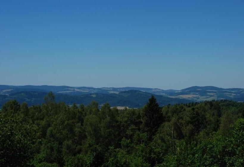 بنسيون Penzion Nadějov