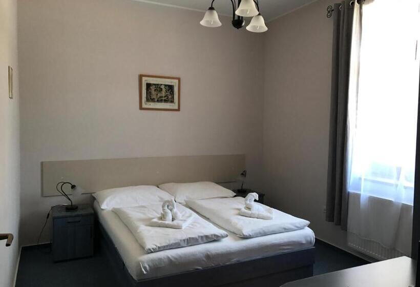 펜션 Penzion Parkur