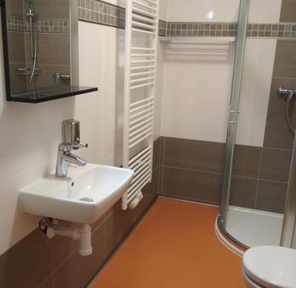 بنسيون Penzion Pod Kaštany Kvasice