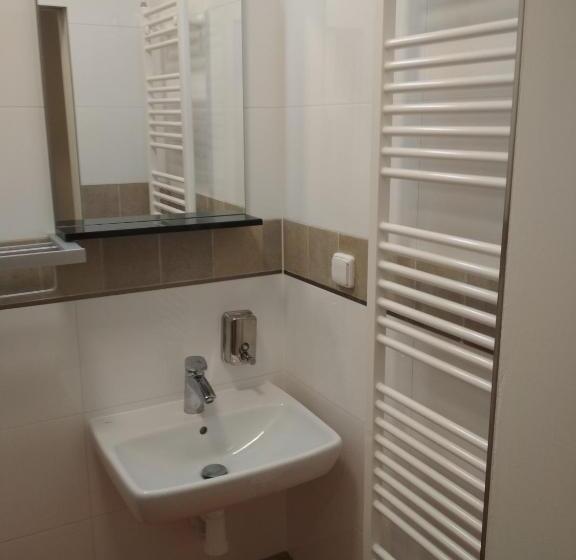 بنسيون Penzion Pod Kaštany Kvasice