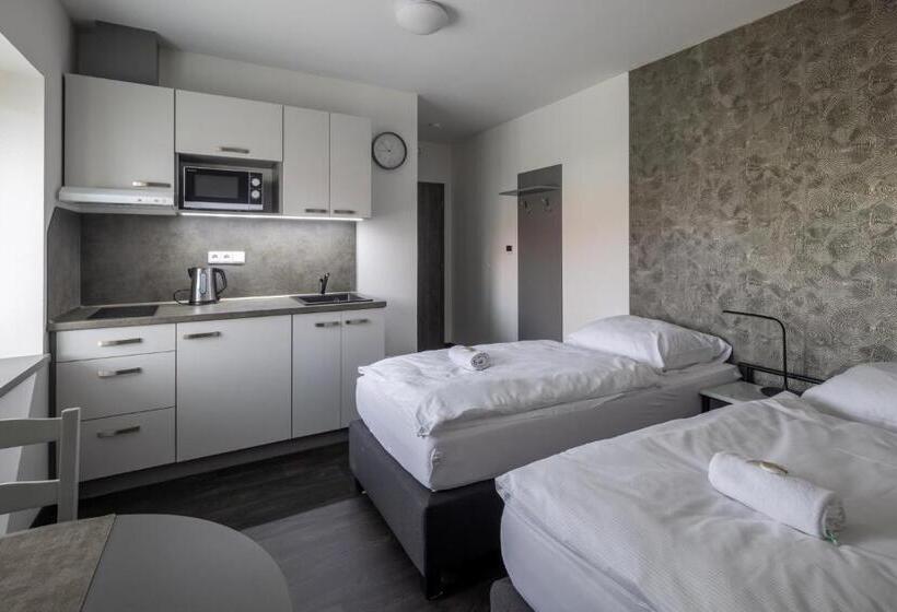 بنسيون Penzion Rozhovice