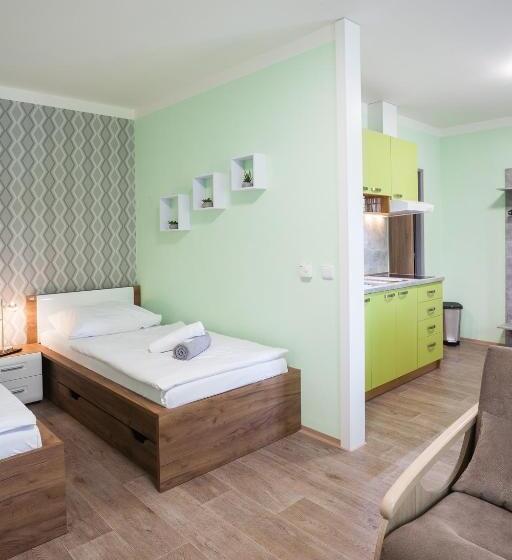 بنسيون Penzion Rozhovice