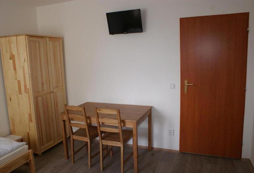 بنسيون Penzion Rozhovice