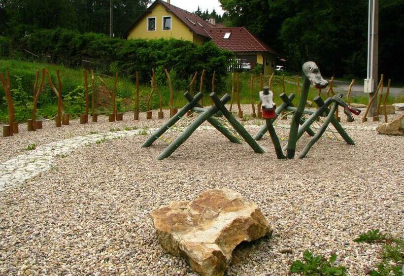 펜션 Penzion Tisuvka