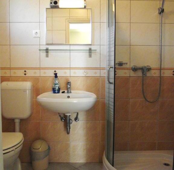 펜션 Radek Vendégház és Apartman