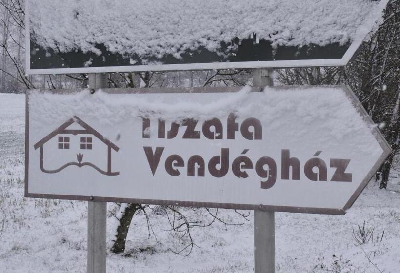 פנסיון Tiszafa Vendégház Szentgál