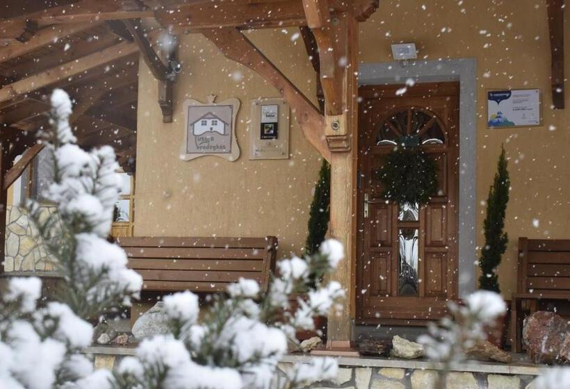 פנסיון Tiszafa Vendégház Szentgál