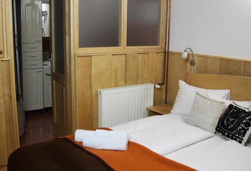 פנסיון Tiszafa Vendégház Szentgál