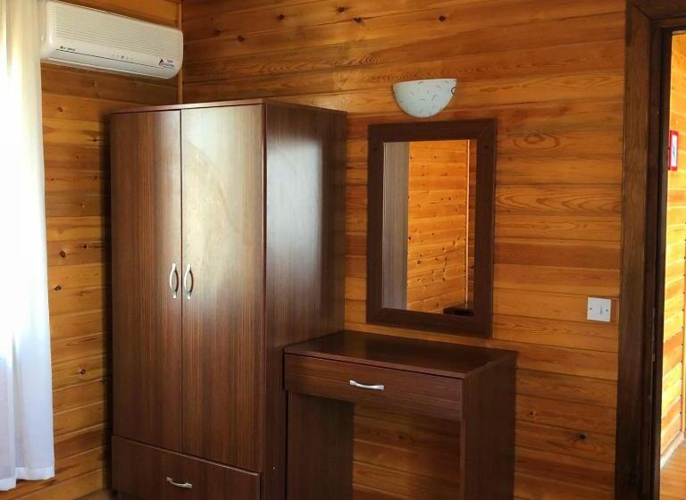 פנסיון Zambak Holiday Village