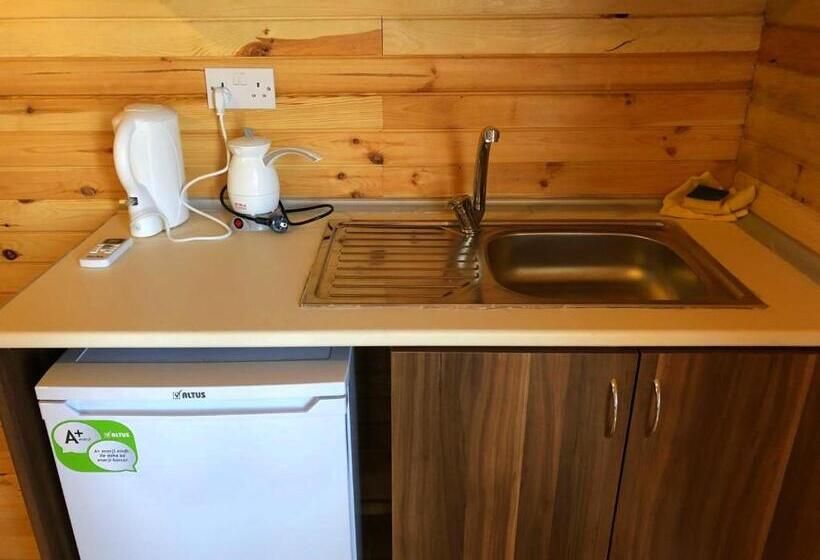 פנסיון Zambak Holiday Village