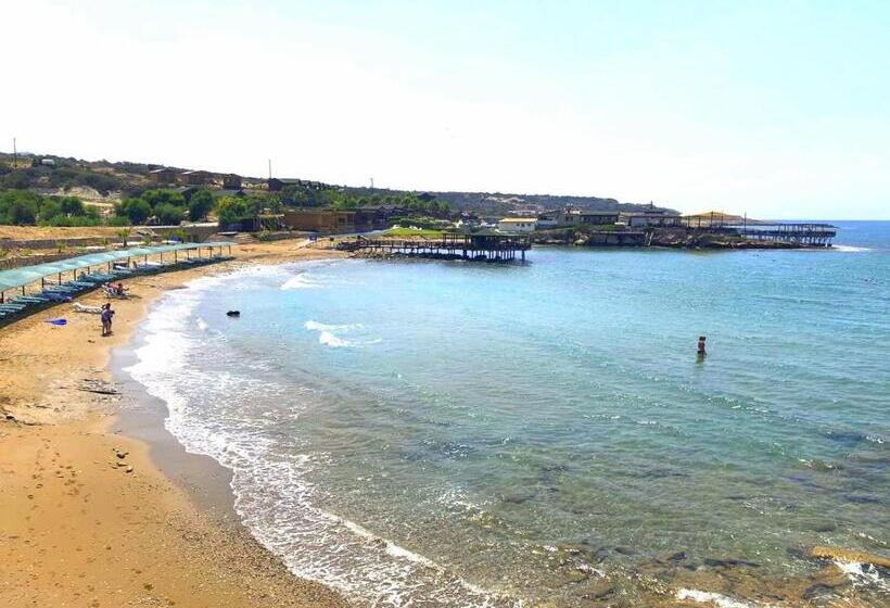 פנסיון Zambak Holiday Village