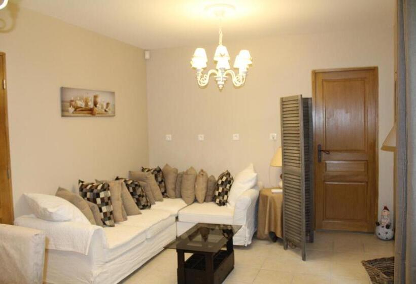 Общежитие Auberge De Pachoquin