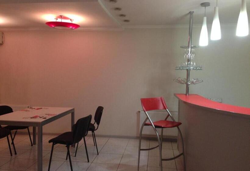 Общежитие U Fedora