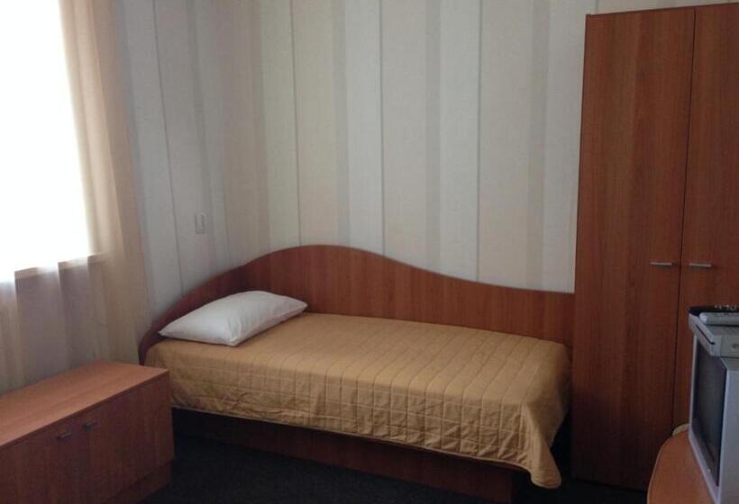 Общежитие U Fedora