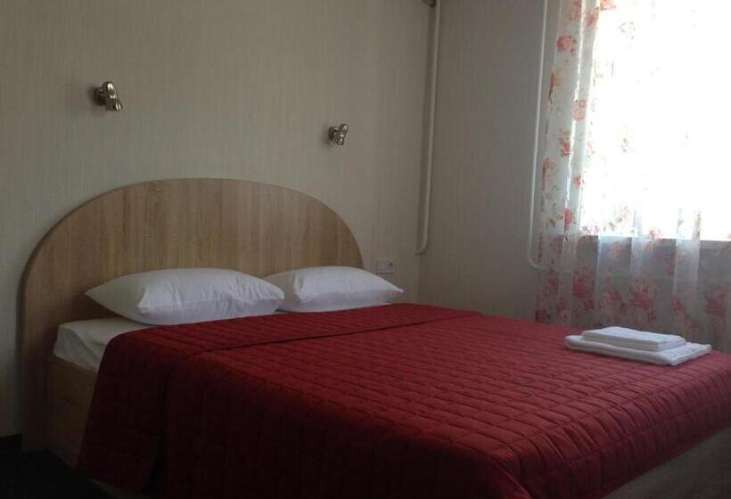 ユースホステル U Fedora