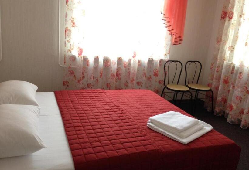 Общежитие U Fedora