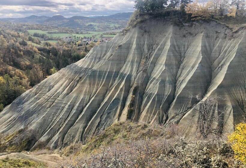 مبيت وإفطار Chambres D'hôtes La Fougeraie