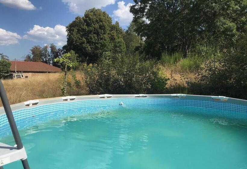 مبيت وإفطار Chambres D'hôtes La Fougeraie