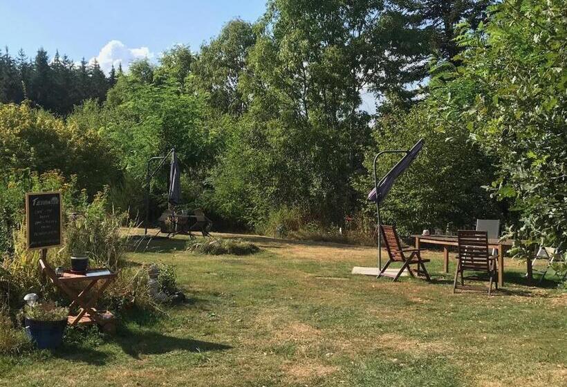 مبيت وإفطار Chambres D'hôtes La Fougeraie