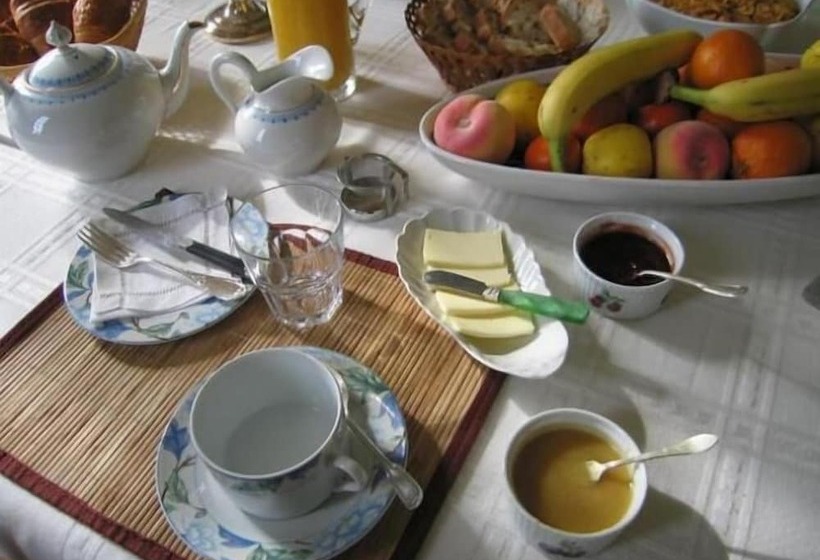 ベッドアンドブレックファースト Chambres D'hôtes Le Château De La Plante