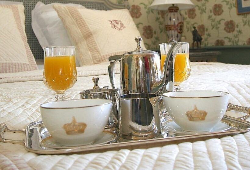 צימר Château De Maudetour