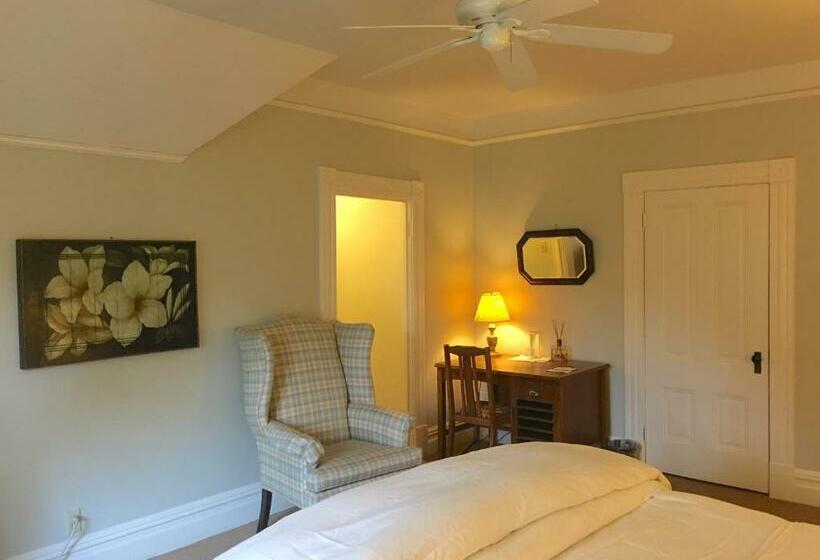 مبيت وإفطار Cowper Inn