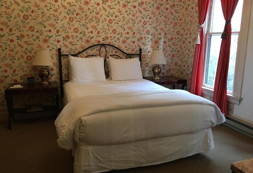 مبيت وإفطار Cowper Inn