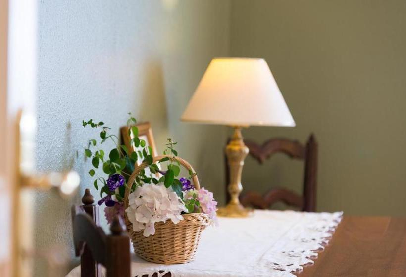 Bed and Breakfast La Jouvenelle