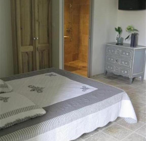 ベッドアンドブレックファースト Le Tournebride