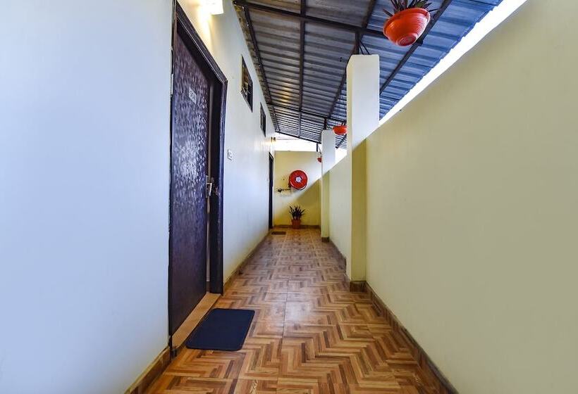 Fabhotel Kk Residency