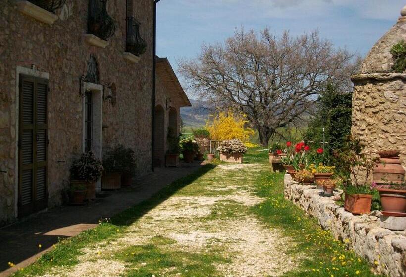 هتل Agriturismo Il Poggiolo